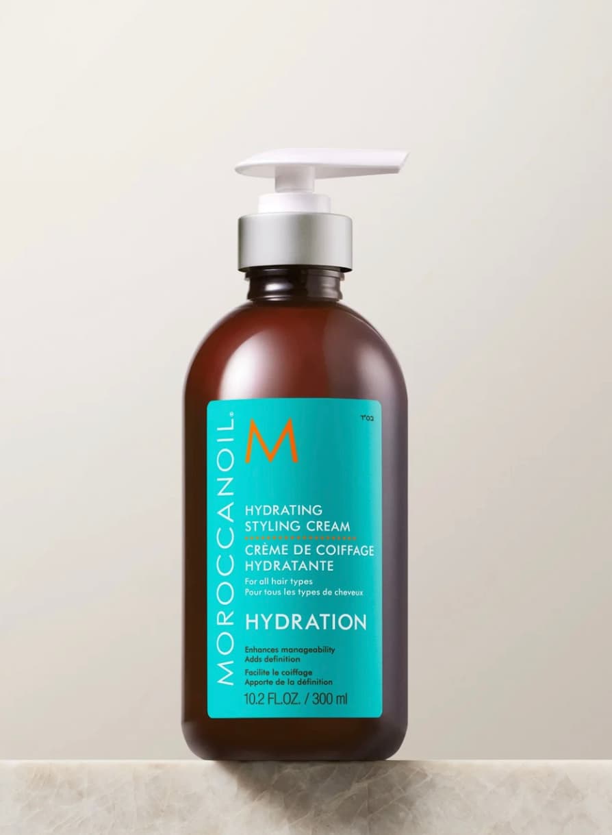 A product picture of Moroccanoil Hydrating Styling Cream.